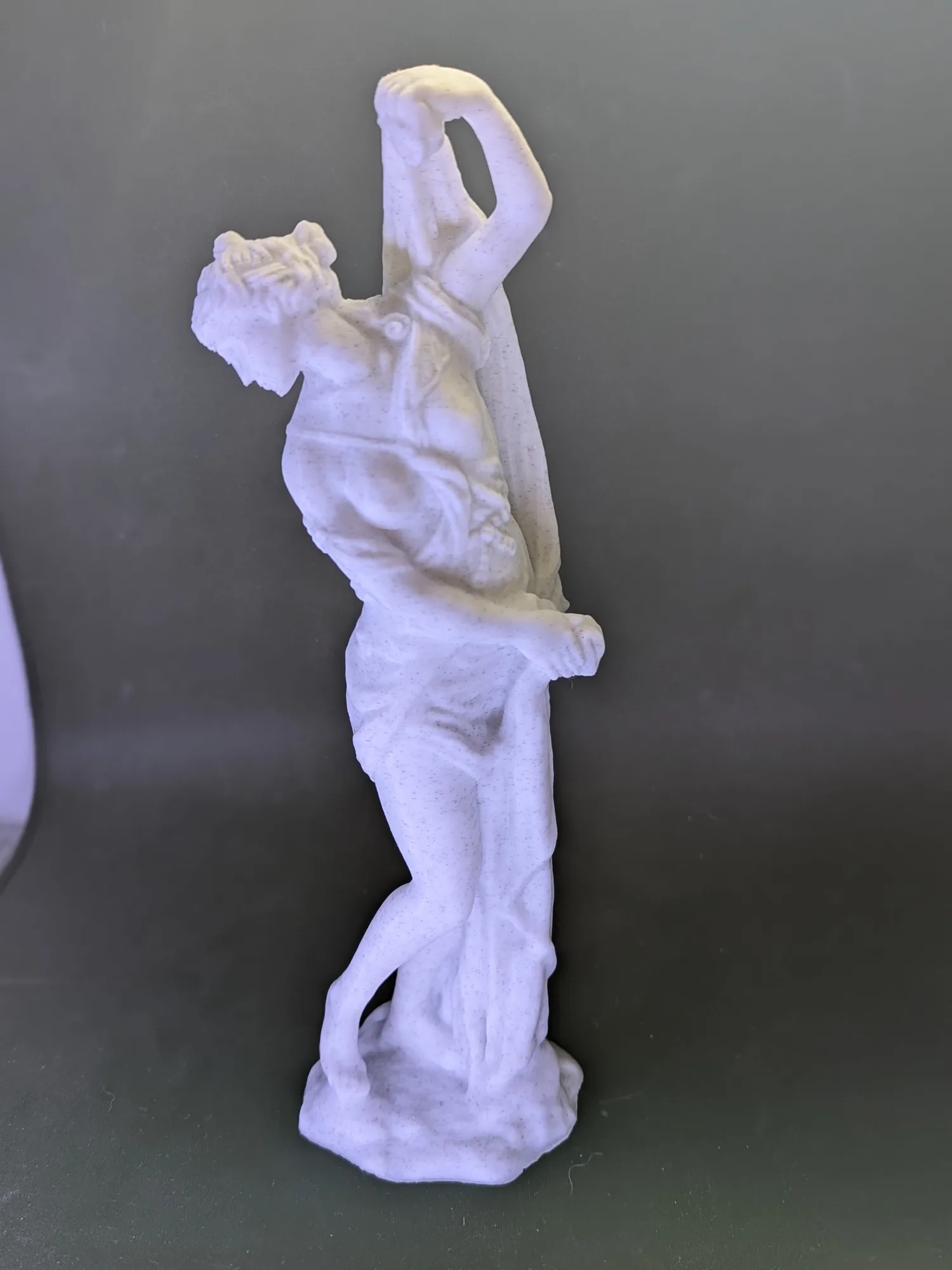 Reproduction de la Vénus Callipyge du Louvre imprimée en 3D, filament effet marbre, 22 cm de hauteur